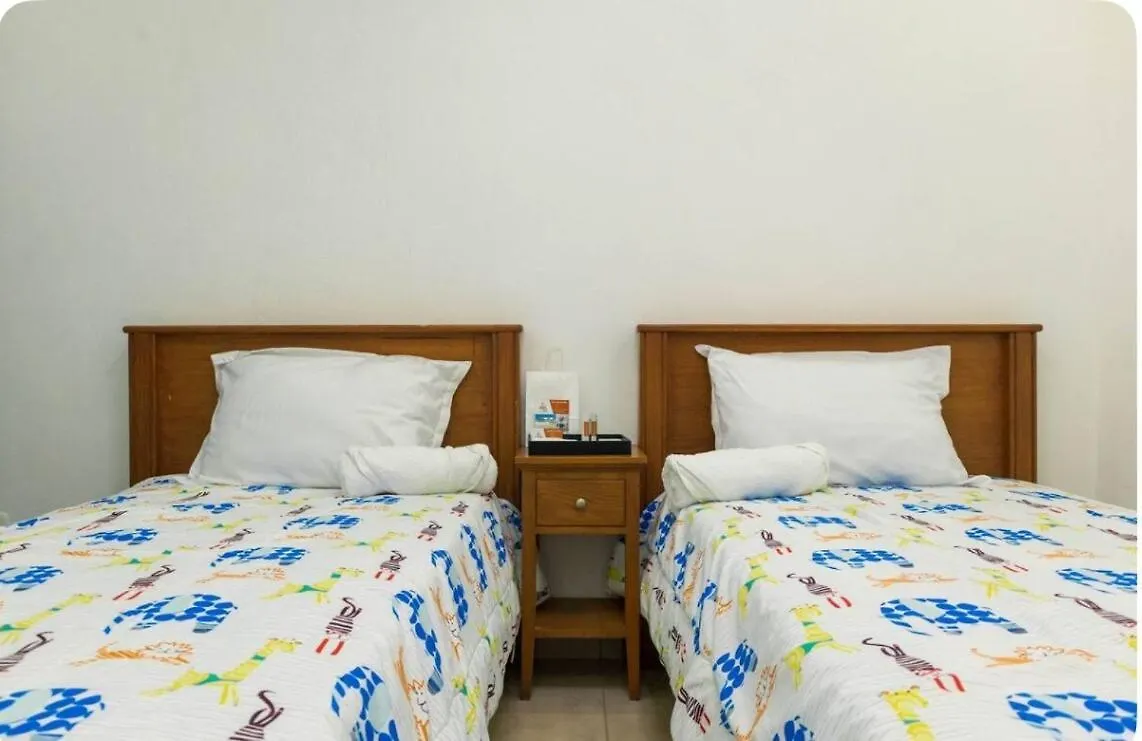 Esmeralda Modern Apartment At Romana Del Oeste La Romana