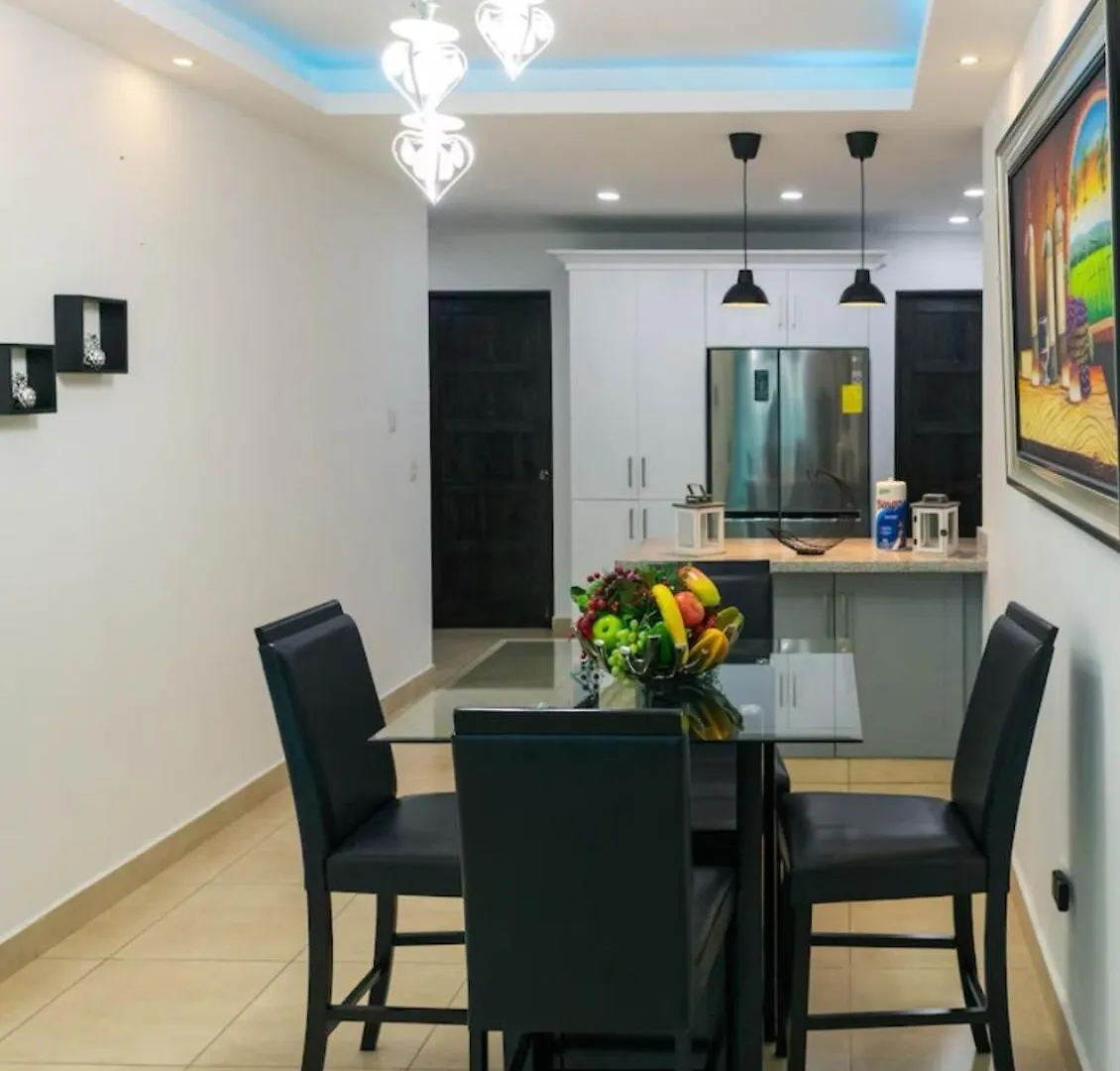 Esmeralda Modern Apartment At Romana Del Oeste La Romana